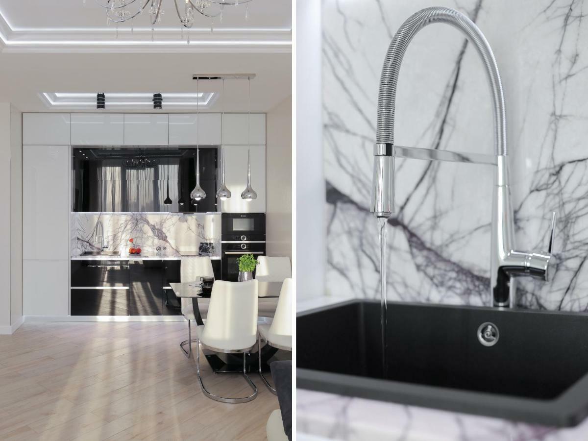 Black&White Apartment In Smart Plaza Kiev Luaran gambar